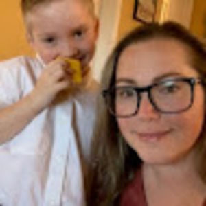 Meet your Posher, Stephanie